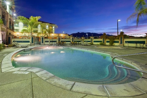 Holiday Inn Express Hotel & Suites Tucson Mall image 4