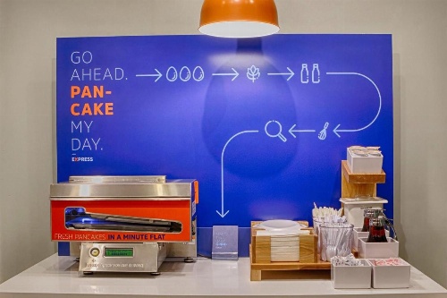 Holiday Inn Express Hotel & Suites Tucson Mall image 9